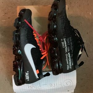 OFF-WHITE x Air VaporMax 'The Ten'